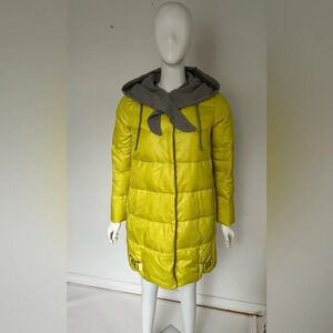 JNBY Woman’s Bright Neon Green down oversized Long Sleeve Down coat Size M